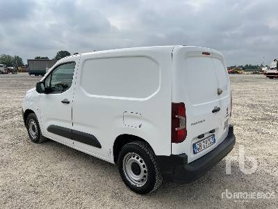 PEUGEOT PARTNER L1 BLUEHDI 100CV PREMIUM - Φορτηγό κόφα: φωτογραφία 2 PEUGEOT PARTNER L1 BLUEHDI 100CV PREMIUM - Φορτηγό κόφα: φωτογραφία 2