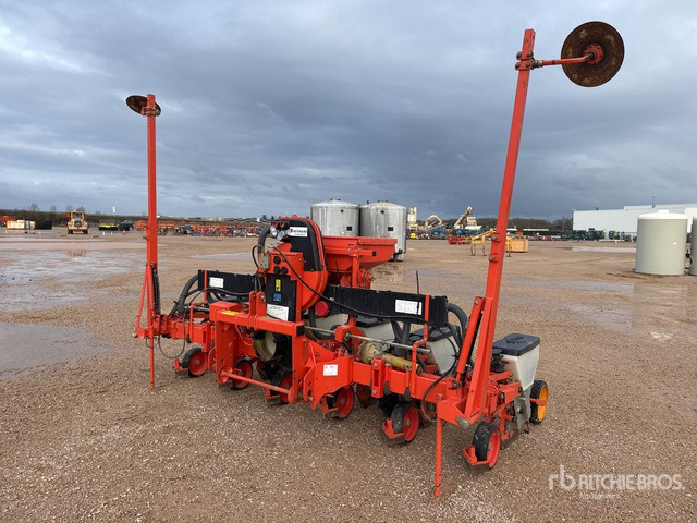 2002 Kuhn Planter 2 6 Row Semoir Monograine Planter - Σπαρτική μηχανή: φωτογραφία 2 2002 Kuhn Planter 2 6 Row Semoir Monograine Planter - Σπαρτική μηχανή: φωτογραφία 2