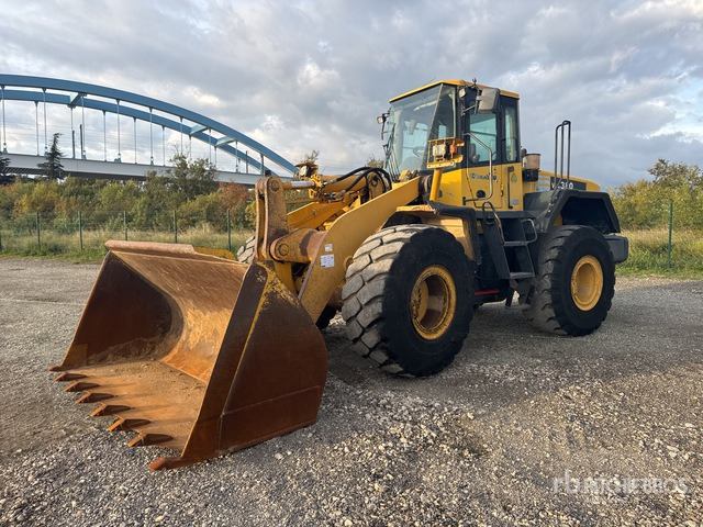 2003 Komatsu WA-380-5 Chargeuse Sur Pneus Wheel Loader - Ελαστιχοφόρος φορτωτής: φωτογραφία 1 2003 Komatsu WA-380-5 Chargeuse Sur Pneus Wheel Loader - Ελαστιχοφόρος φορτωτής: φωτογραφία 1