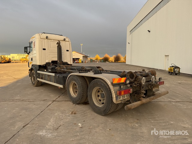 2007 Scania R420 6x2 Camion Ampliroll 6x2 Roll-Off Truck - Φορτηγό φόρτωσης γάντζου: φωτογραφία 2 2007 Scania R420 6x2 Camion Ampliroll 6x2 Roll-Off Truck - Φορτηγό φόρτωσης γάντζου: φωτογραφία 2