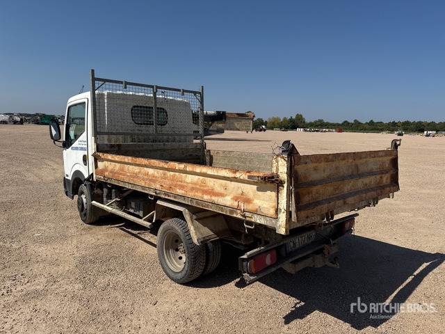 2008 Nissan Cabstar 35.13 Camion Benne (Inoperable) Dump Truck: Light Duty - Φορτηγό ανατρεπόμενο: φωτογραφία 4 2008 Nissan Cabstar 35.13 Camion Benne (Inoperable) Dump Truck: Light Duty - Φορτηγό ανατρεπόμενο: φωτογραφία 4