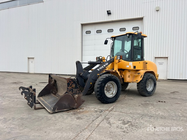 2009 Volvo L30B-Z Chargeuse Sur Pneus Wheel Loader - Ελαστιχοφόρος φορτωτής: φωτογραφία 1 2009 Volvo L30B-Z Chargeuse Sur Pneus Wheel Loader - Ελαστιχοφόρος φορτωτής: φωτογραφία 1
