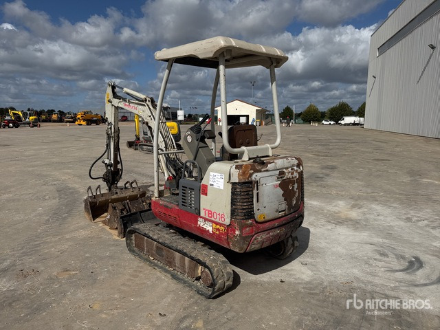 2010 Takeuchi TB016 Mini-Pelle Mini Excavator: <6.6t - Μίνι εκσκαφέας: φωτογραφία 3 2010 Takeuchi TB016 Mini-Pelle Mini Excavator: <6.6t - Μίνι εκσκαφέας: φωτογραφία 3