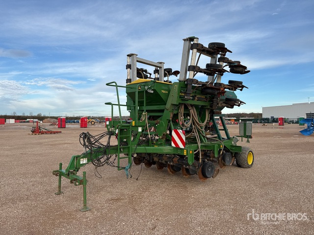2011 John Deere 750A 6 m Semi-Mount Semoir Simplifie ... Air Seeder - Σπαρτική μηχανή: φωτογραφία 1 2011 John Deere 750A 6 m Semi-Mount Semoir Simplifie ... Air Seeder - Σπαρτική μηχανή: φωτογραφία 1