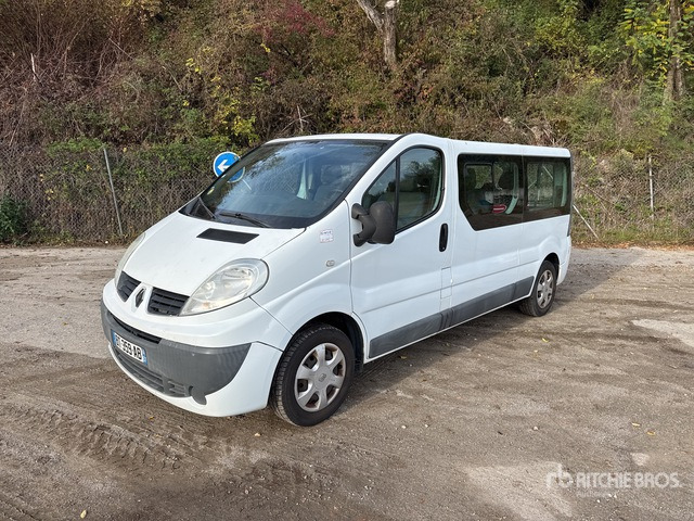 2011 Renault Trafic Minibus Minivan - Επιβατικό βαν: φωτογραφία 1 2011 Renault Trafic Minibus Minivan - Επιβατικό βαν: φωτογραφία 1