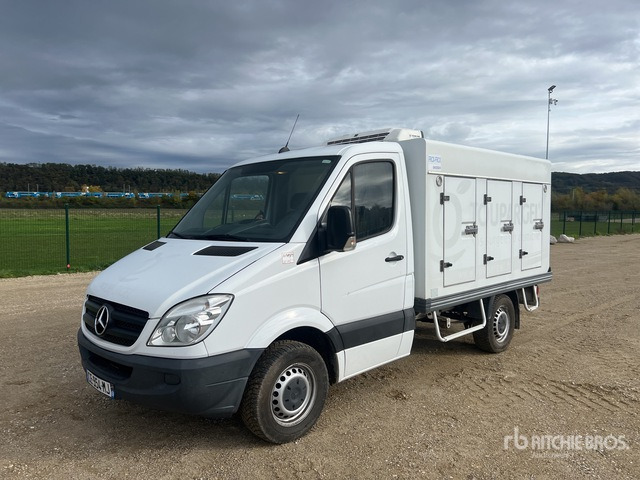 2012 Mercedes-Benz Sprinter 4x2 Camion Frigorifique 4x2 Refrigerated Truck - Φορτηγό ψυγείο: φωτογραφία 1 2012 Mercedes-Benz Sprinter 4x2 Camion Frigorifique 4x2 Refrigerated Truck - Φορτηγό ψυγείο: φωτογραφία 1