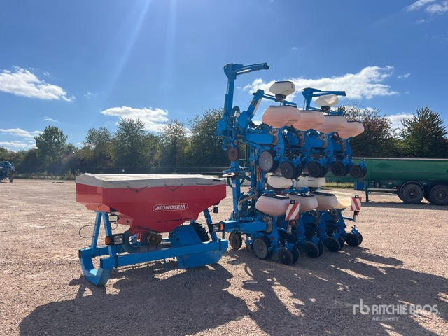 2014 Monosem NG+4 Semoir Monograine 8 Rangs 8 Row Planter - Σπαρτική μηχανή ακριβείας: φωτογραφία 4 2014 Monosem NG+4 Semoir Monograine 8 Rangs 8 Row Planter - Σπαρτική μηχανή ακριβείας: φωτογραφία 4