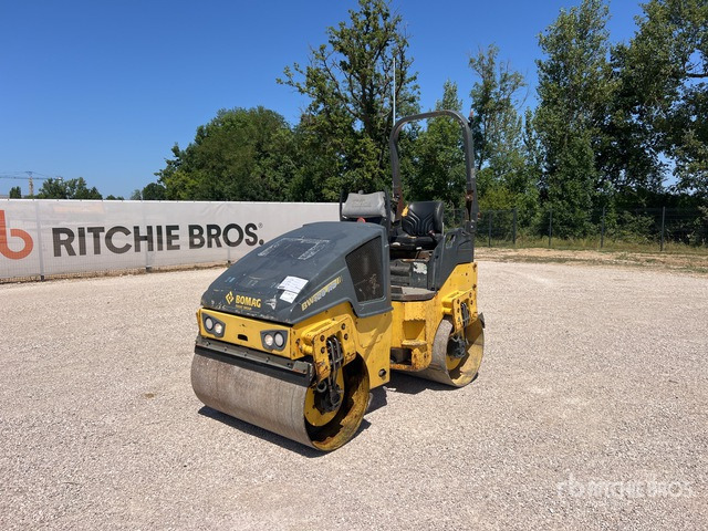 2015 Bomag BW120AD-5 Compacteur Vibrant Tandem Double Drum Roller - Ασφαλτικός οδοστρωτήρας: φωτογραφία 1 2015 Bomag BW120AD-5 Compacteur Vibrant Tandem Double Drum Roller - Ασφαλτικός οδοστρωτήρας: φωτογραφία 1