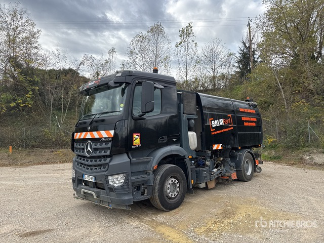 2016 Mercedes-Benz Arocs 2015 Bal Hydro BH9126 on Balayeuse Sweeper Truck - Σάρωθρο δρόμων: φωτογραφία 1 2016 Mercedes-Benz Arocs 2015 Bal Hydro BH9126 on Balayeuse Sweeper Truck - Σάρωθρο δρόμων: φωτογραφία 1