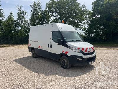 IVECO DAILY 35-140 Vhicule Utilitaire (Inoperable) - Φορτηγό κόφα: φωτογραφία 4 IVECO DAILY 35-140 Vhicule Utilitaire (Inoperable) - Φορτηγό κόφα: φωτογραφία 4