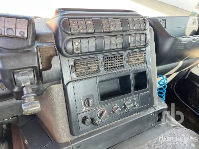Φορτηγό ανατρεπόμενο IVECO TRAKKER 410 EEV 6x4 Camion Benne: φωτογραφία 13