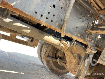Φορτηγό ανατρεπόμενο IVECO TRAKKER 410 EEV 6x4 Camion Benne: φωτογραφία 19