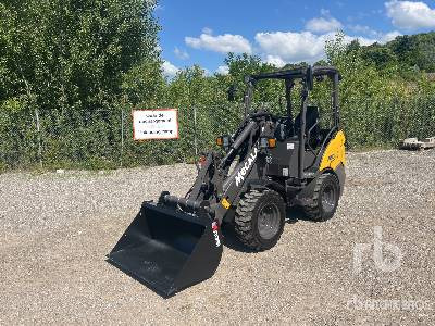 MECALAC MCL2 Chargeuse Compacte Sur Pneus (N ... - Φορτωτής πλάγιας ολίσθησης: φωτογραφία 1 MECALAC MCL2 Chargeuse Compacte Sur Pneus (N ... - Φορτωτής πλάγιας ολίσθησης: φωτογραφία 1