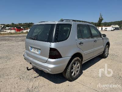 MERCEDES-BENZ CLASSE M (Inoperable) - Αυτοκίνητο: φωτογραφία 3 MERCEDES-BENZ CLASSE M (Inoperable) - Αυτοκίνητο: φωτογραφία 3