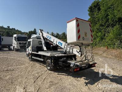 NISSAN CABSTAR 35.12 2013 CTE 201PRO H 19 m on 4x2 C ... - Φορτηγό με εναέρια πλατφόρμα: φωτογραφία 2 NISSAN CABSTAR 35.12 2013 CTE 201PRO H 19 m on 4x2 C ... - Φορτηγό με εναέρια πλατφόρμα: φωτογραφία 2