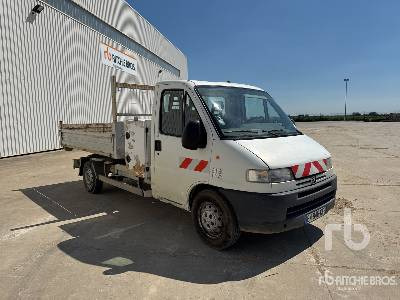 PEUGEOT BOXER 4x2 - Φορτηγό ανατρεπόμενο: φωτογραφία 4 PEUGEOT BOXER 4x2 - Φορτηγό ανατρεπόμενο: φωτογραφία 4