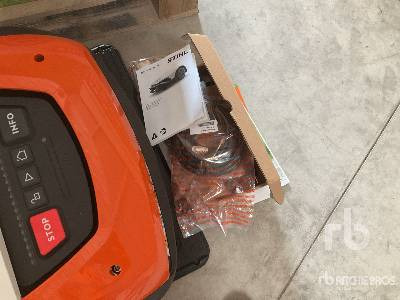 STIHL Qte De Robots de Tonte Electriques - Χλοοκοπτικό: φωτογραφία 4 STIHL Qte De Robots de Tonte Electriques - Χλοοκοπτικό: φωτογραφία 4