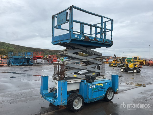 2008 Genie GS3268 4x4 Diesel Scissor Lift - Ψαλιδωτό ανυψωτικό: φωτογραφία 1 2008 Genie GS3268 4x4 Diesel Scissor Lift - Ψαλιδωτό ανυψωτικό: φωτογραφία 1