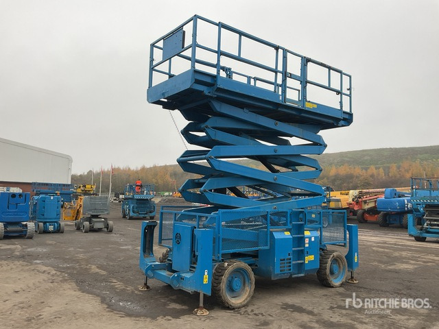2013 Genie GS5390 4x4 Diesel Scissor Lift - Ψαλιδωτό ανυψωτικό: φωτογραφία 2 2013 Genie GS5390 4x4 Diesel Scissor Lift - Ψαλιδωτό ανυψωτικό: φωτογραφία 2