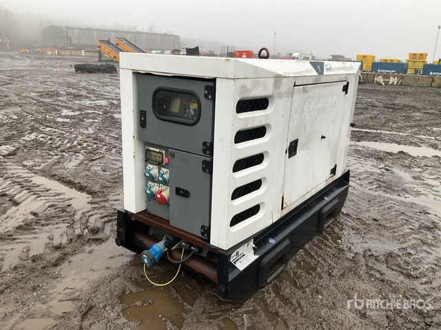 2015 Sdmo R33 Generator Set - Βιομηχανική γεννήτρια: φωτογραφία 2 2015 Sdmo R33 Generator Set - Βιομηχανική γεννήτρια: φωτογραφία 2