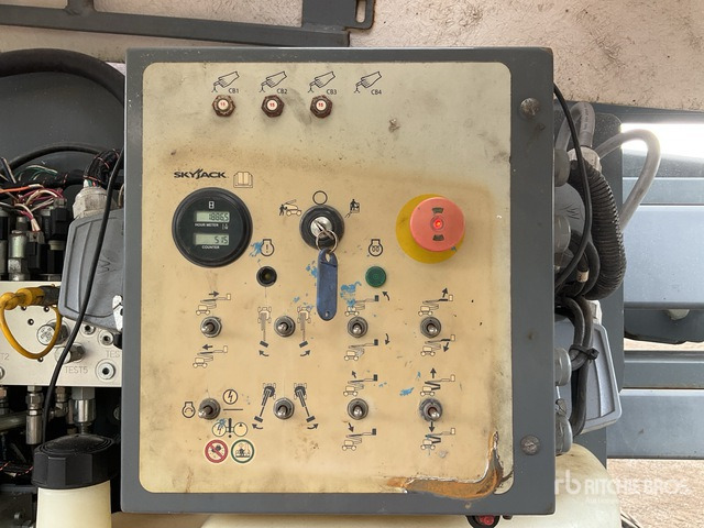 2015 Skyjack SJ51AJ 4WD Diesel Articulating Boom Lift - Καλαθοφόρο ανυψωτικό: φωτογραφία 5 2015 Skyjack SJ51AJ 4WD Diesel Articulating Boom Lift - Καλαθοφόρο ανυψωτικό: φωτογραφία 5