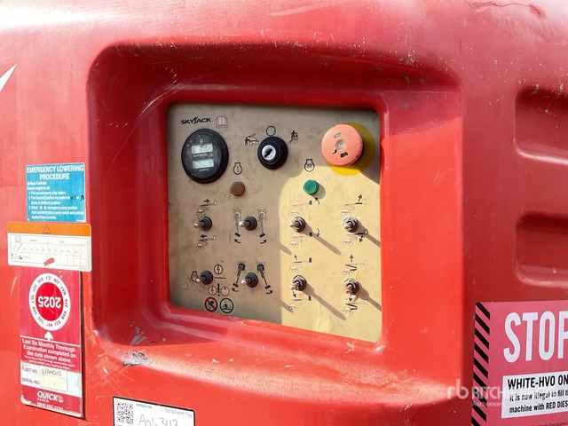 Καλαθοφόρο ανυψωτικό 2016 Skyjack SJ46AJ 4WD Diesel Articulating Boom Lift: φωτογραφία 6