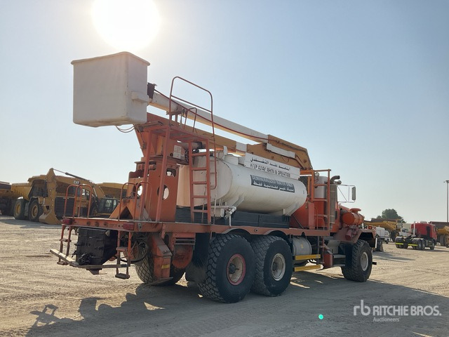 1995 Kenworth C500B 6x6 w/ Water Tank Bucket Truck - Φορτηγό με εναέρια πλατφόρμα: φωτογραφία 4 1995 Kenworth C500B 6x6 w/ Water Tank Bucket Truck - Φορτηγό με εναέρια πλατφόρμα: φωτογραφία 4