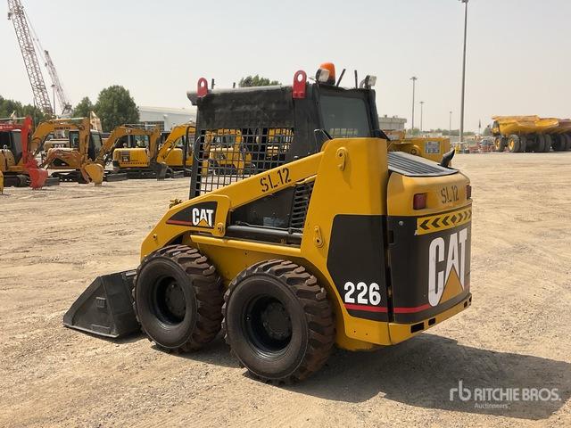 2002 Cat 226 - Φορτωτής πλάγιας ολίσθησης: φωτογραφία 4 2002 Cat 226 - Φορτωτής πλάγιας ολίσθησης: φωτογραφία 4