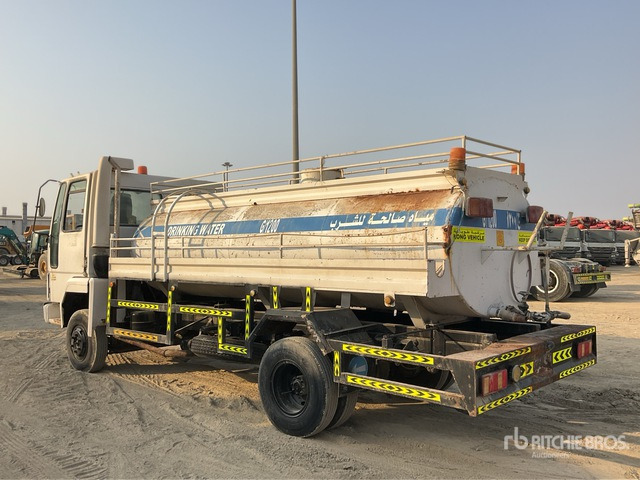 2002 Iveco Cargo 712 5000 L 4x2 Water Truck - Φορτηγό βυτιοφόρο: φωτογραφία 4 2002 Iveco Cargo 712 5000 L 4x2 Water Truck - Φορτηγό βυτιοφόρο: φωτογραφία 4