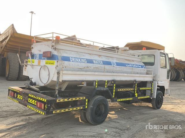2002 Iveco Cargo 712 5000 L 4x2 Water Truck - Φορτηγό βυτιοφόρο: φωτογραφία 5 2002 Iveco Cargo 712 5000 L 4x2 Water Truck - Φορτηγό βυτιοφόρο: φωτογραφία 5