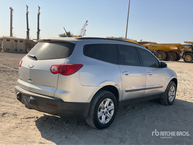 2012 Chevrolet Traverse 2WD SUV - SUV: φωτογραφία 3 2012 Chevrolet Traverse 2WD SUV - SUV: φωτογραφία 3