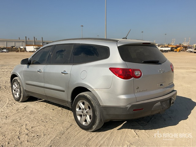 2012 Chevrolet Traverse 2WD SUV - SUV: φωτογραφία 2 2012 Chevrolet Traverse 2WD SUV - SUV: φωτογραφία 2