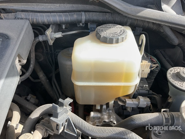 2012 Toyota Land Cruiser GX 200L 4x4 SUV - SUV: φωτογραφία 4 2012 Toyota Land Cruiser GX 200L 4x4 SUV - SUV: φωτογραφία 4