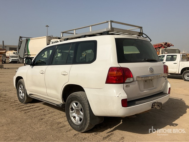2012 Toyota Land Cruiser GX 200L 4x4 SUV - SUV: φωτογραφία 2 2012 Toyota Land Cruiser GX 200L 4x4 SUV - SUV: φωτογραφία 2