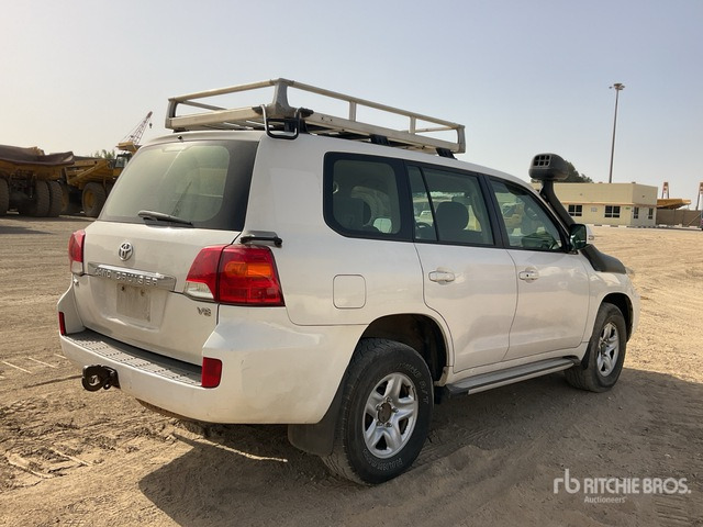2012 Toyota Land Cruiser GX 200L 4x4 SUV - SUV: φωτογραφία 3 2012 Toyota Land Cruiser GX 200L 4x4 SUV - SUV: φωτογραφία 3
