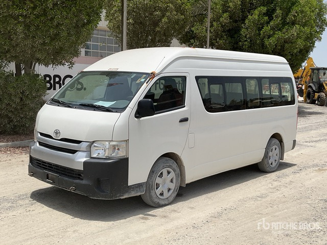 2018 Toyota Hiace High Roof 4x2 16-Seat Mini Bus - Λεωφορείο: φωτογραφία 2 2018 Toyota Hiace High Roof 4x2 16-Seat Mini Bus - Λεωφορείο: φωτογραφία 2
