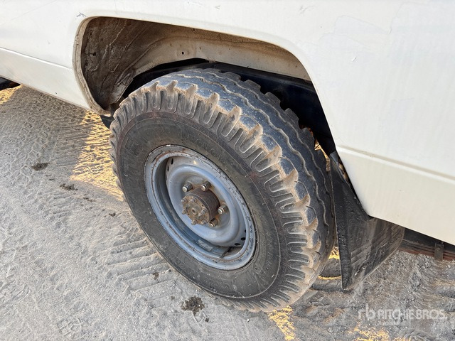 2018 Toyota Land Cruiser 78R 4x4 SUV - SUV: φωτογραφία 4 2018 Toyota Land Cruiser 78R 4x4 SUV - SUV: φωτογραφία 4