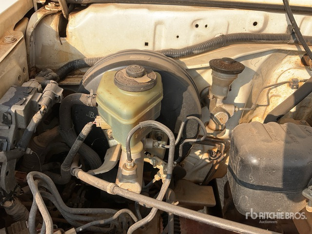 2018 Toyota Land Cruiser 78R 4x4 SUV - SUV: φωτογραφία 4 2018 Toyota Land Cruiser 78R 4x4 SUV - SUV: φωτογραφία 4