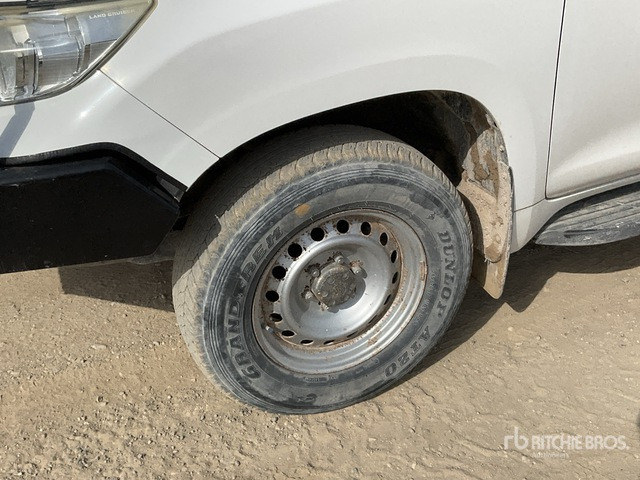 2018 Toyota Prado TX 150L 4x4 SUV - SUV: φωτογραφία 5 2018 Toyota Prado TX 150L 4x4 SUV - SUV: φωτογραφία 5