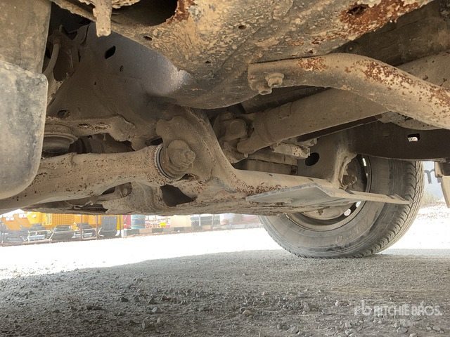 2018 Toyota Prado TX 150L 4x4 SUV - SUV: φωτογραφία 5 2018 Toyota Prado TX 150L 4x4 SUV - SUV: φωτογραφία 5