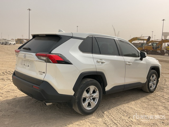 2019 Toyota RAV4 4WD SUV - SUV: φωτογραφία 5 2019 Toyota RAV4 4WD SUV - SUV: φωτογραφία 5