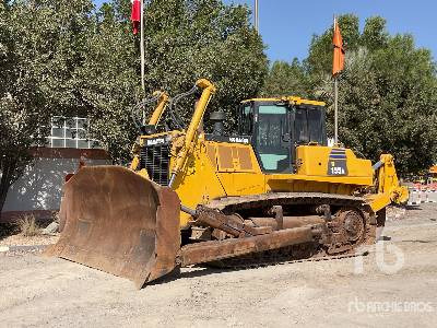 KOMATSU D155A-6 - Μπουλντόζα: φωτογραφία 1 KOMATSU D155A-6 - Μπουλντόζα: φωτογραφία 1