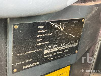 KOMATSU D155A-6 - Μπουλντόζα: φωτογραφία 5 KOMATSU D155A-6 - Μπουλντόζα: φωτογραφία 5