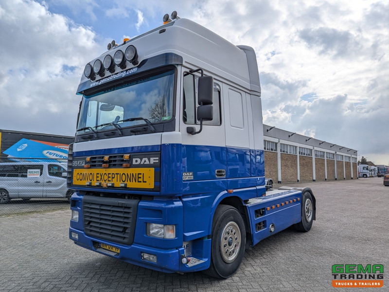 DAF 95XF.480 4x2 Superspacecab Euro3 - Handgeschakeld - Limited Edition Interieur - Side Skirts - Luchthoorns - Τράκτορας: φωτογραφία 1 DAF 95XF.480 4x2 Superspacecab Euro3 - Handgeschakeld - Limited Edition Interieur - Side Skirts - Luchthoorns - Τράκτορας: φωτογραφία 1