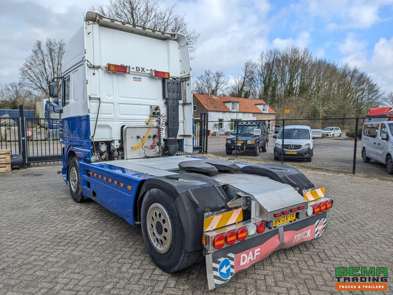 DAF 95XF.480 4x2 Superspacecab Euro3 - Handgeschakeld - Limited Edition Interieur - Side Skirts - Luchthoorns - Τράκτορας: φωτογραφία 4 DAF 95XF.480 4x2 Superspacecab Euro3 - Handgeschakeld - Limited Edition Interieur - Side Skirts - Luchthoorns - Τράκτορας: φωτογραφία 4