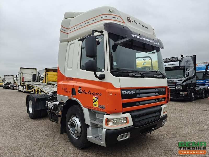DAF CF75.250 4x2 SpaceCab Euro5 - Handgeschakeld - Airco - Τράκτορας: φωτογραφία 2 DAF CF75.250 4x2 SpaceCab Euro5 - Handgeschakeld - Airco - Τράκτορας: φωτογραφία 2