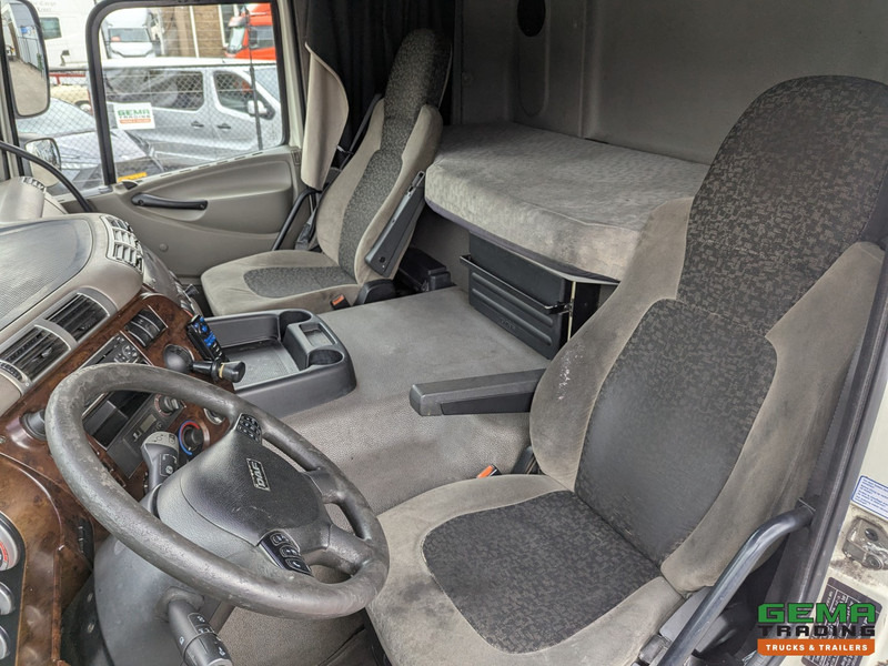 DAF CF85.410 4x2 Spacecab Euro5 - Geïsoleerde bak 7.6m - Laadklep 1500kg - Reservewiel - Φορτηγό κόφα: φωτογραφία 5 DAF CF85.410 4x2 Spacecab Euro5 - Geïsoleerde bak 7.6m - Laadklep 1500kg - Reservewiel - Φορτηγό κόφα: φωτογραφία 5