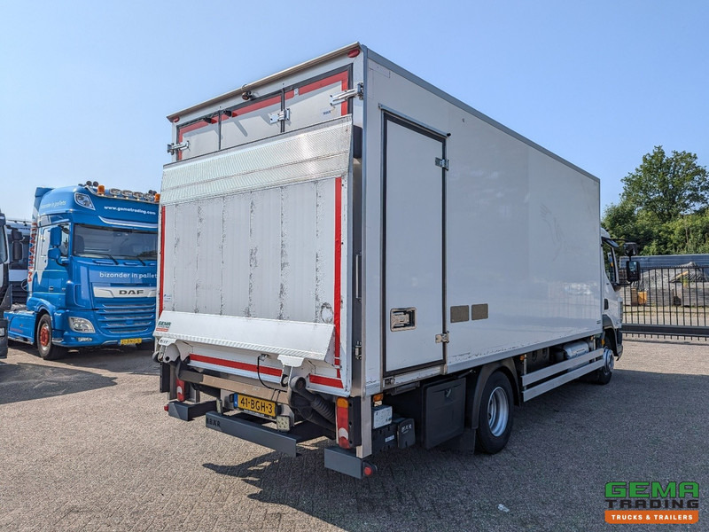 DAF LF 210 FA 4x2 Slaapcab Euro6 - Koelbak 5.5M + Konvekta/Solar-Koeler + Laadklep 1500KG - Zijdeur - 08/2025 APK - Φορτηγό ψυγείο: φωτογραφία 4 DAF LF 210 FA 4x2 Slaapcab Euro6 - Koelbak 5.5M + Konvekta/Solar-Koeler + Laadklep 1500KG - Zijdeur - 08/2025 APK - Φορτηγό ψυγείο: φωτογραφία 4