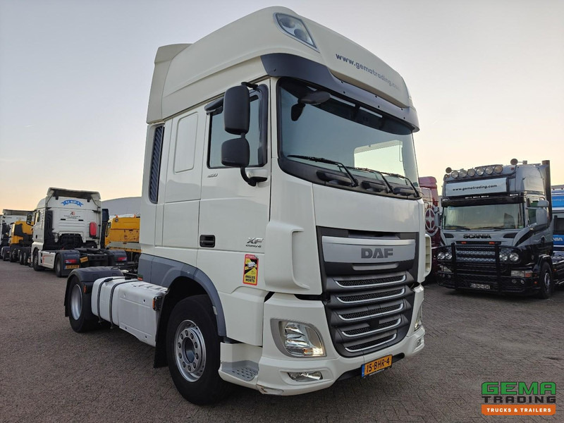 DAF XF 460 FT 4x2 Superspacecab Euro6C - Dubbele tanks - Rema - Τράκτορας: φωτογραφία 2 DAF XF 460 FT 4x2 Superspacecab Euro6C - Dubbele tanks - Rema - Τράκτορας: φωτογραφία 2