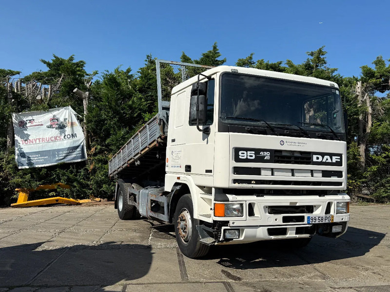 DAF 95.430 ATI 4X2 Tipper SPRING/AIR ZF MAN GEARBOX - Φορτηγό ανατρεπόμενο: φωτογραφία 1 DAF 95.430 ATI 4X2 Tipper SPRING/AIR ZF MAN GEARBOX - Φορτηγό ανατρεπόμενο: φωτογραφία 1